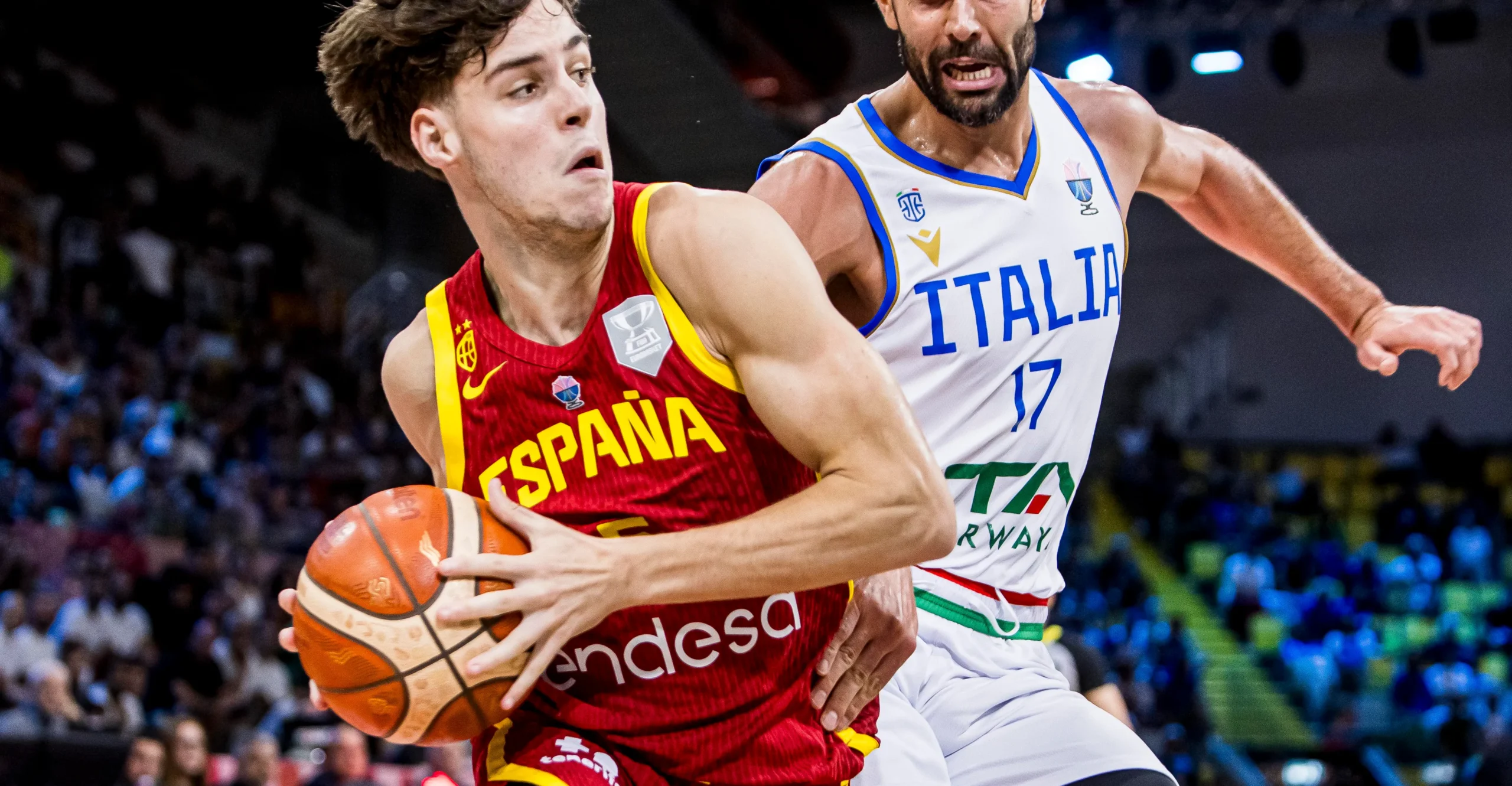 perkuat spanyol - ilustrasi berita Saint-Supery dan Izan Almansa Dipanggil untuk Perkuat Spanyol di Kualifikasi FIBA…