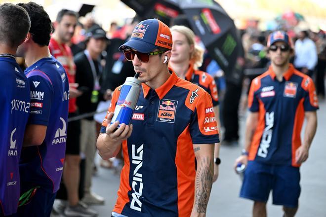 vi ales ktm - ilustrasi berita Vi Ales Ktm: Viñales KTM: Jika Saya Tak di MotoGP 2027, Itu Karena KTM