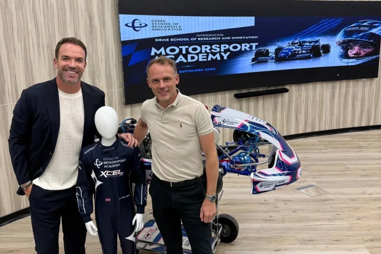 akademi motorsport - ilustrasi berita GEMS SRI Buka Akademi Motorsport di Dubai, Robert Doornbos Diangkat Duta