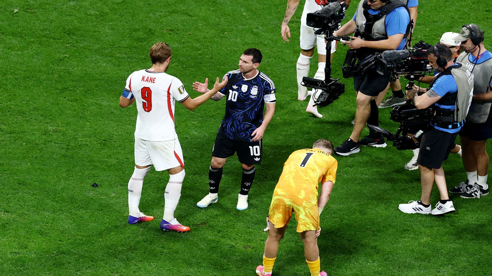 argentina didenda fifa - ilustrasi berita Argentina didenda FIFA lagi setelah pemain kibarkan spanduk politik