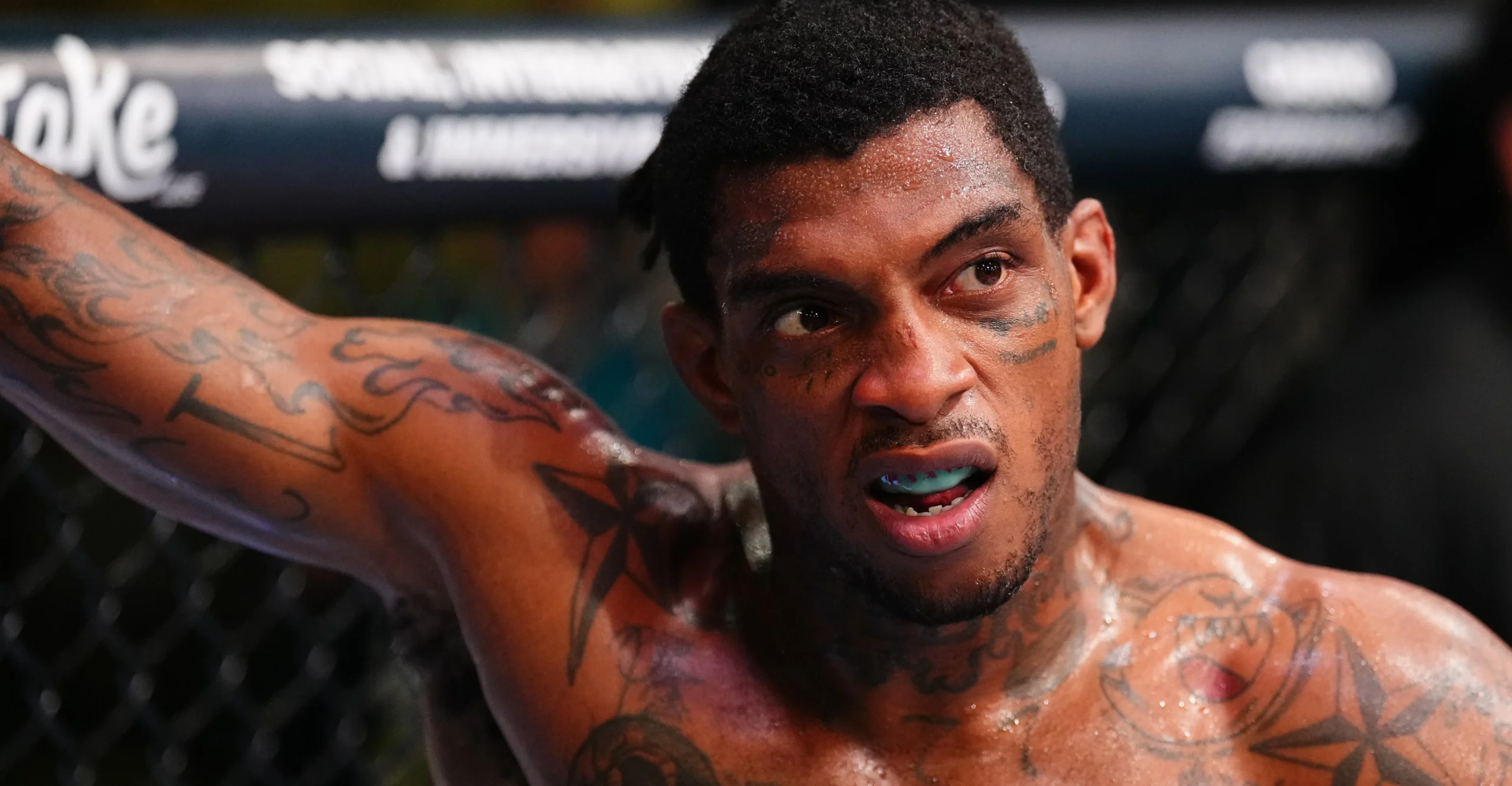 sedriques dumas - ilustrasi berita Sedriques Dumas Tak Lagi Tercatat di Daftar Aktif UFC